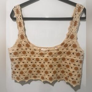 NWT Le Lis Boho Daisy Crochet Crop Top Tank (M/L)
